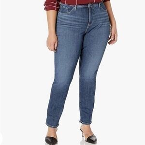 Levi’s Plus Size Mid Rise Skinny Jeans 22 / 36W 30L